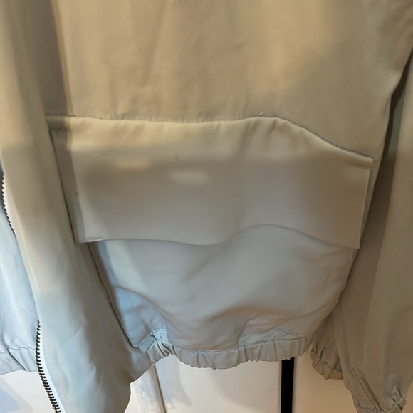 Judith and Charles elegant bomber - Picture 3 of 5